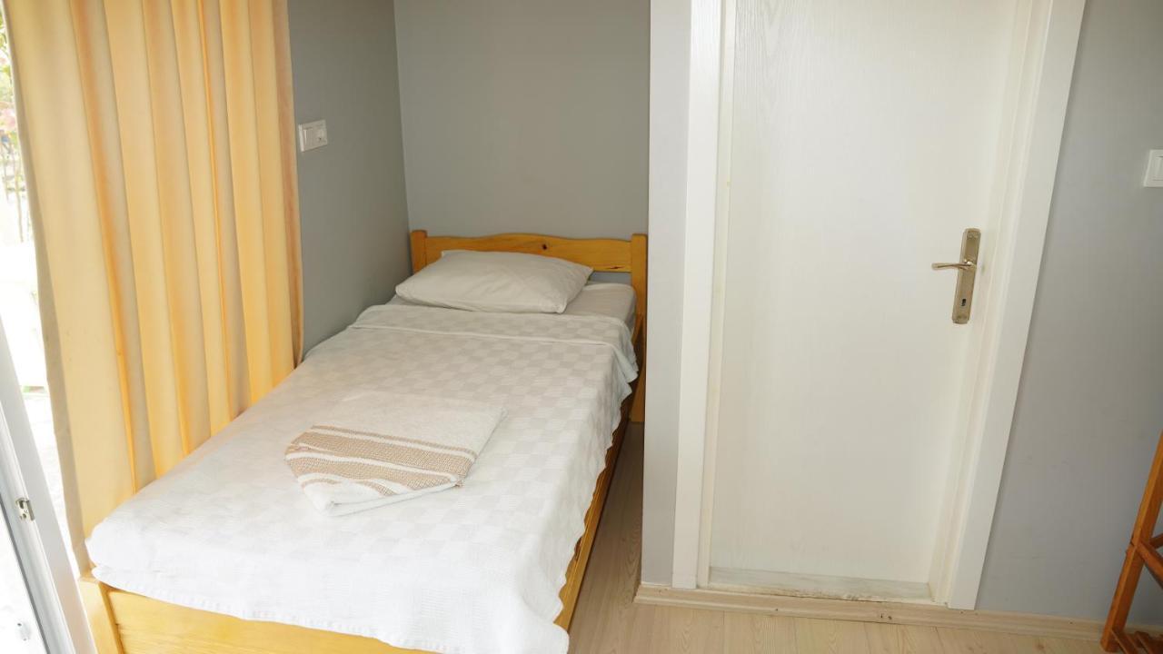 Bed and Breakfast Yelken Bungalov Миляс Экстерьер фото